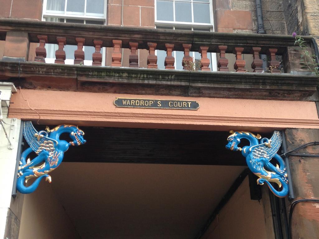 Writers View, Royal Mile Apartment エディンバラ エクステリア 写真