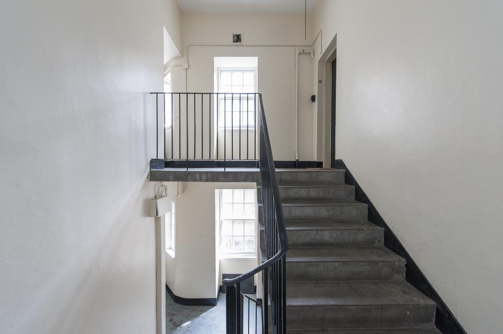Writers View, Royal Mile Apartment エディンバラ エクステリア 写真