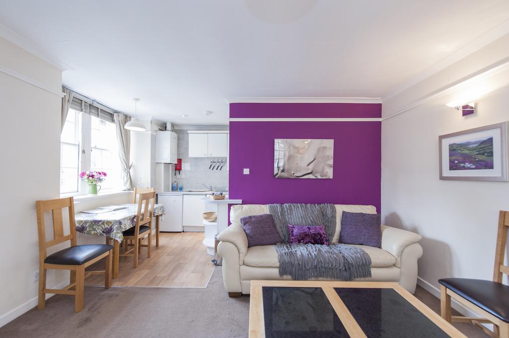 Writers View, Royal Mile Apartment エディンバラ エクステリア 写真