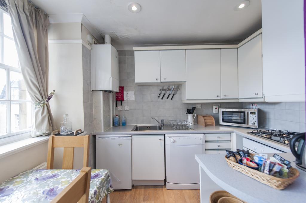 Writers View, Royal Mile Apartment エディンバラ エクステリア 写真