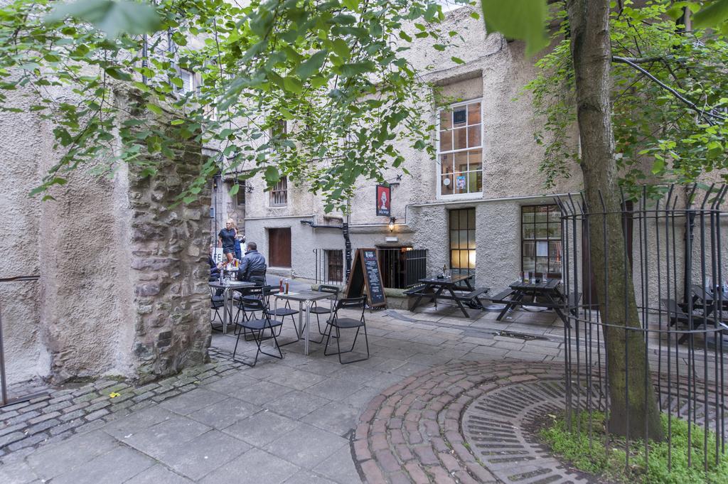 Writers View, Royal Mile Apartment エディンバラ エクステリア 写真